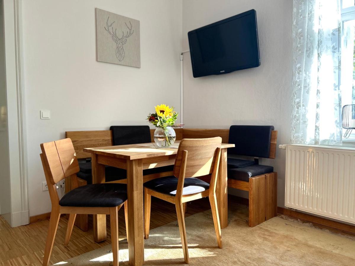 Schlosspark Apartment I 80Qm I 3 Betten I Bei Dresden Heidenau  Exterior foto