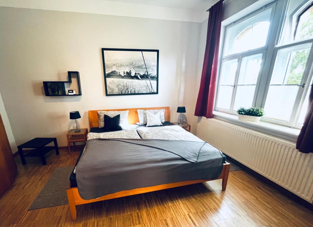 Schlosspark Apartment I 80Qm I 3 Betten I Bei Dresden Heidenau  Exterior foto